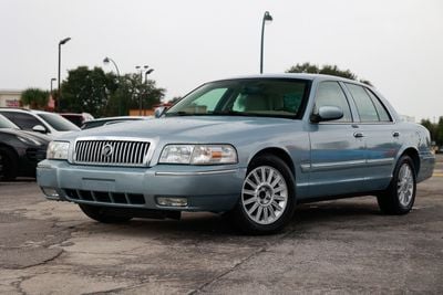 2011 Mercury Grand Marquis - 2MEBM7FV7BX602504