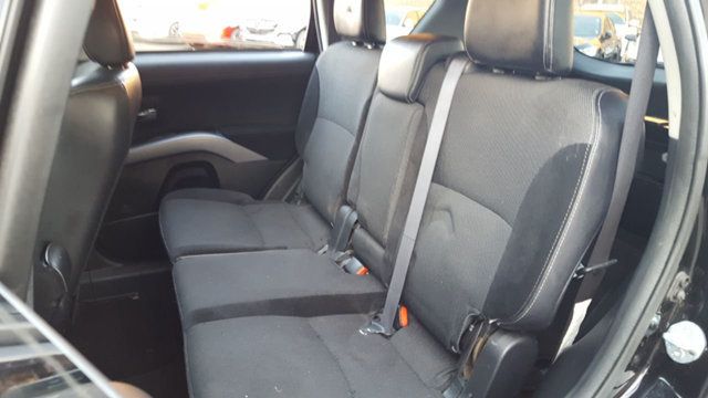 2011 Mitsubishi Outlander SE 4WD - 18679743 - 12