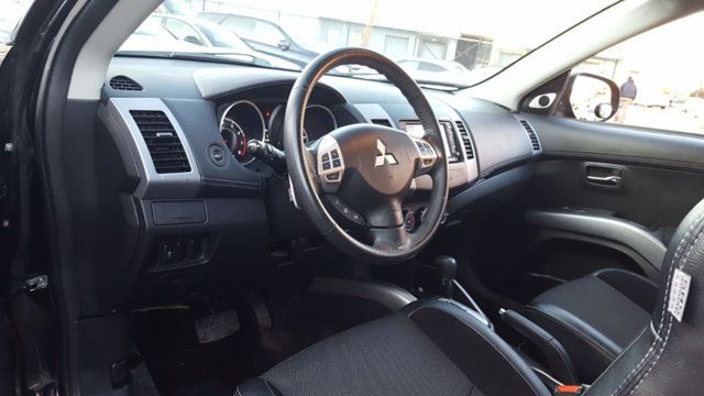 2011 Mitsubishi Outlander SE 4WD - 18679743 - 14