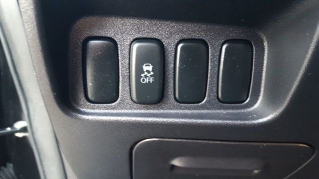2011 Mitsubishi Outlander SE 4WD - 18679743 - 17