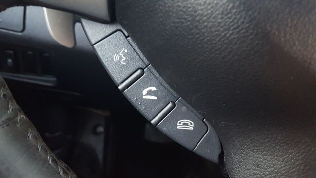 2011 Mitsubishi Outlander SE 4WD - 18679743 - 19