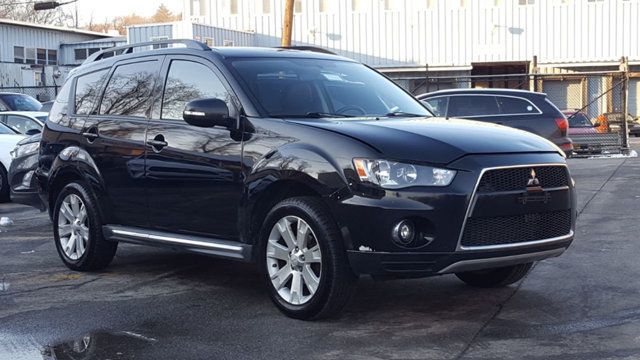 2011 Mitsubishi Outlander SE 4WD - 18679743 - 3