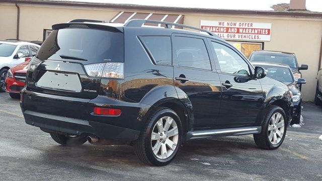 2011 Mitsubishi Outlander SE 4WD - 18679743 - 4