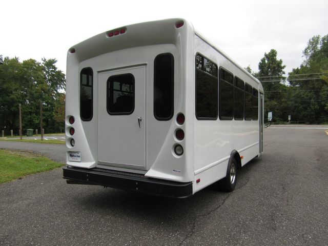 2011 Starcraft Allstar Bus E450 25 Passenger Bus + Driver 25 Passenger Shuttle Bus - 22125257 - 9