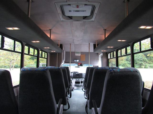 2011 Starcraft Allstar Bus E450 25 Passenger Bus + Driver 25 Passenger Shuttle Bus - 22125257 - 21