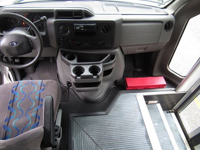 2011 Starcraft Allstar Bus E450 25 Passenger Bus + Driver 25 Passenger Shuttle Bus - 22125257 - 22