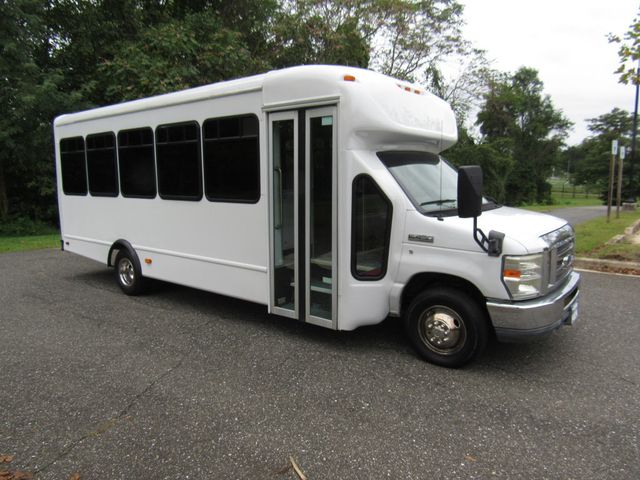 2011 Starcraft Allstar Bus E450 25 Passenger Bus + Driver 25 Passenger Shuttle Bus - 22125257 - 4
