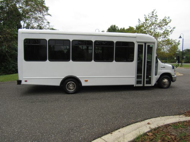 2011 Starcraft Allstar Bus E450 25 Passenger Bus + Driver 25 Passenger Shuttle Bus - 22125257 - 5