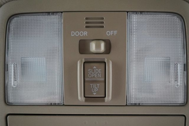 2011 Toyota RAV4 FWD 4dr 4-cyl 4-Speed Automatic Ltd - 22902376 - 20