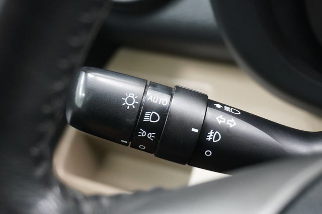 2011 Toyota RAV4 FWD 4dr 4-cyl 4-Speed Automatic Ltd - 22902376 - 22