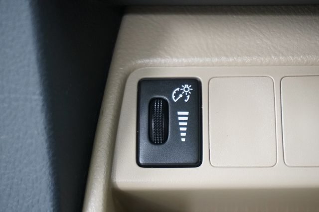 2011 Toyota RAV4 FWD 4dr 4-cyl 4-Speed Automatic Ltd - 22902376 - 23