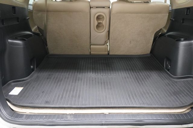 2011 Toyota RAV4 FWD 4dr 4-cyl 4-Speed Automatic Ltd - 22902376 - 26