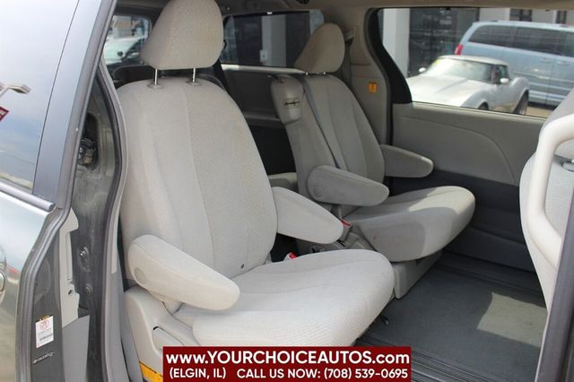 2011 Toyota Sienna LE 7 Passenger Auto Access Seat 4dr Mini Van - 22405099 - 19