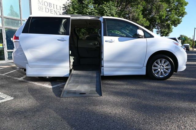 2011 Toyota Sienna Limited Mobility Handicap Van - 22889833 - 16