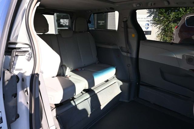 2011 Toyota Sienna Limited Mobility Handicap Van - 22889833 - 17