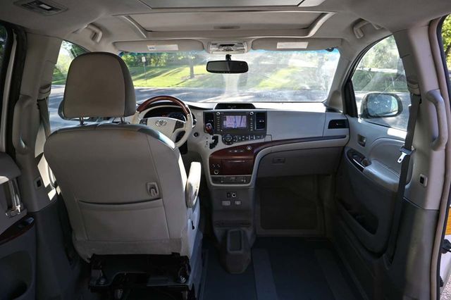 2011 Toyota Sienna Limited Mobility Handicap Van - 22889833 - 19