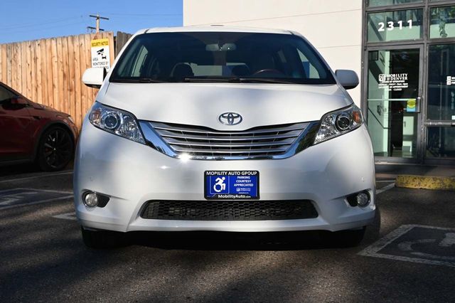 2011 Toyota Sienna Limited Mobility Handicap Van - 22889833 - 3