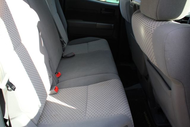 2011 Toyota Tundra Dbl 4.0L V6 5-Speed Automatic - 22935459 - 15