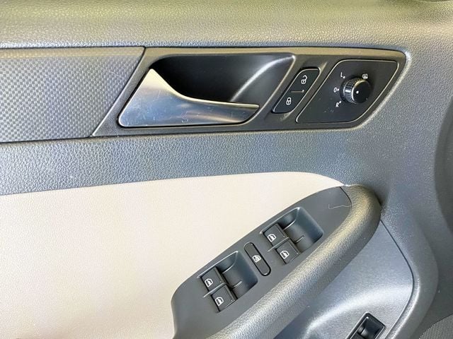 2011 Volkswagen Jetta Sedan 4dr Automatic S - 22910567 - 14