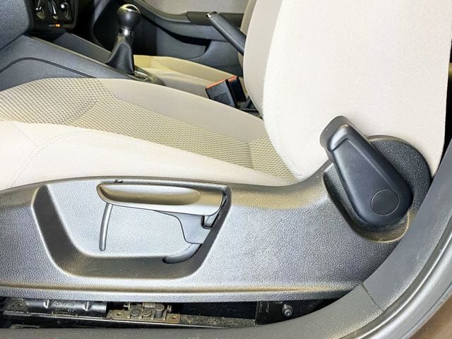 2011 Volkswagen Jetta Sedan 4dr Automatic S - 22910567 - 17