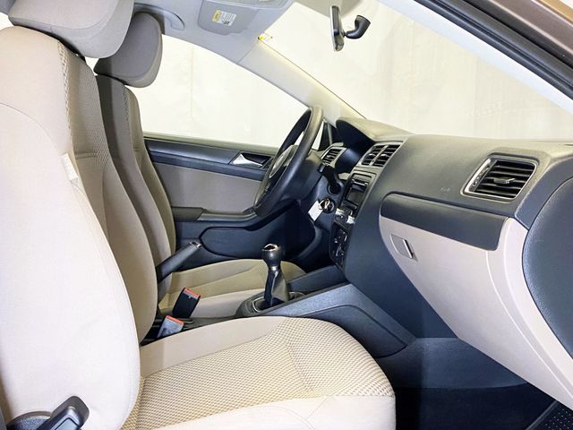 2011 Volkswagen Jetta Sedan 4dr Automatic S - 22910567 - 33