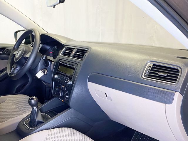 2011 Volkswagen Jetta Sedan 4dr Automatic S - 22910567 - 36