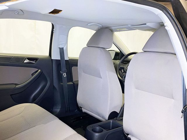 2011 Volkswagen Jetta Sedan 4dr Automatic S - 22910567 - 38