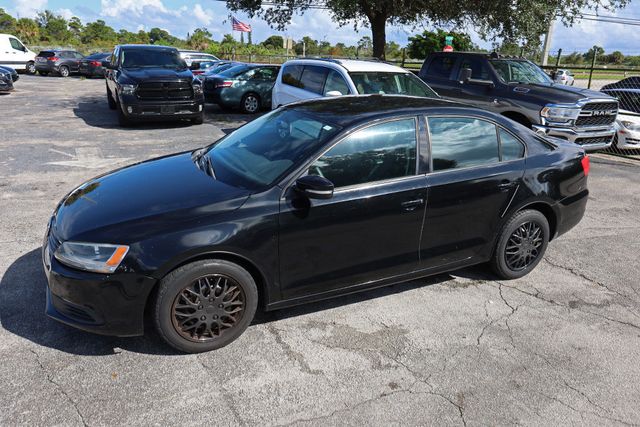 2011 VOLKSWAGEN Jetta Sedan 4dr Manual SE - 22919408 - 25
