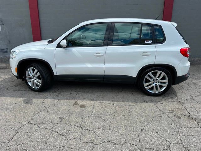 2011 Volkswagen Tiguan 4WD 4dr SEL 4Motion - 22910488 - 1