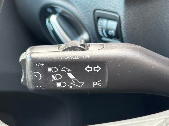 2011 Volkswagen Tiguan 4WD 4dr SEL 4Motion - 22910488 - 27