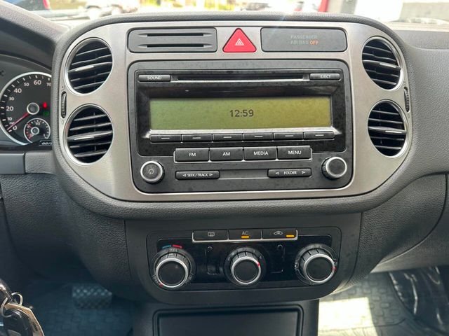 2011 Volkswagen Tiguan 4WD 4dr SEL 4Motion - 22910488 - 30