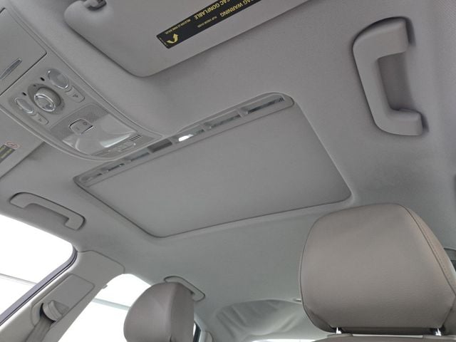 2012 Audi A4 4dr Sedan CVT FrontTrak 2.0T Premium - 22934828 - 7