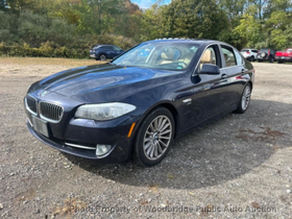 2012 BMW 5 Series 535i xDrive - 22937455 | Video 1
