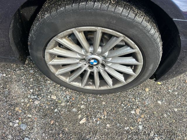 2012 BMW 5 Series 535i xDrive - 22937455 - 14