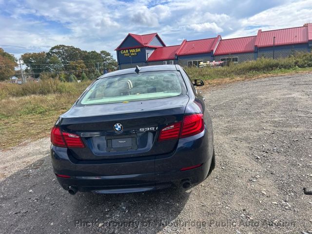 2012 BMW 5 Series 535i xDrive - 22937455 - 3