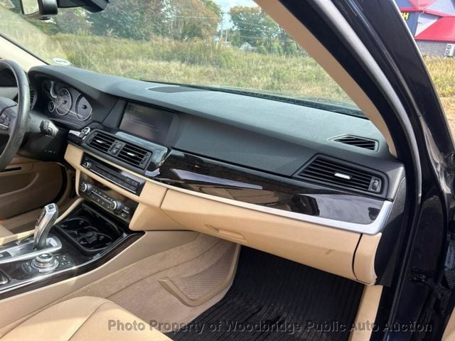 2012 BMW 5 Series 535i xDrive - 22937455 - 8