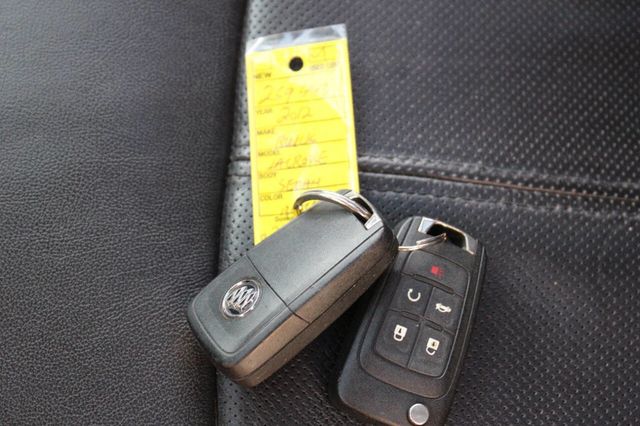 2012 Buick LaCrosse 4dr Sedan Touring FWD - 22925074 - 26