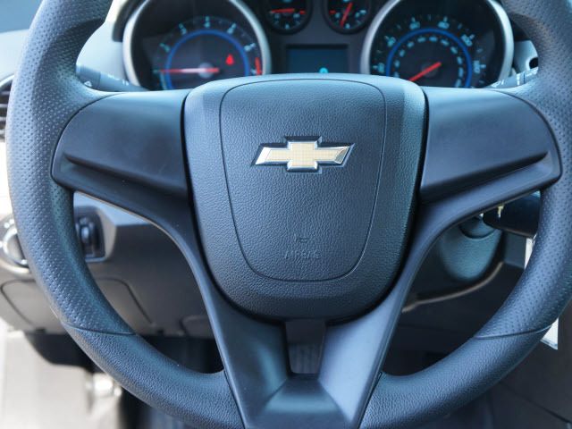 2012 Chevrolet CRUZE 4dr Sdn LS - 11966102 - 9