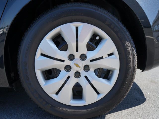2012 Chevrolet CRUZE 4dr Sdn LS - 11966102 - 17