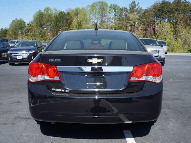 2012 Chevrolet CRUZE 4dr Sdn LS - 11966102 - 20