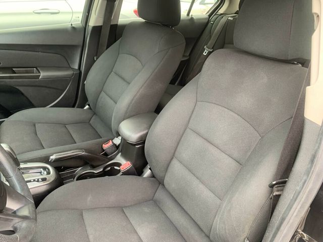 2012 Chevrolet CRUZE 4dr Sedan LT w/2LT - 22937544 - 4