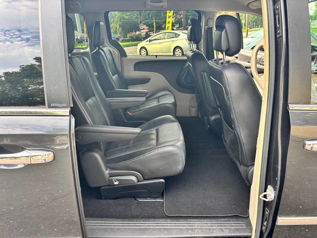 2012 Chrysler Town & Country 4dr Wagon Touring-L - 22922654 - 23