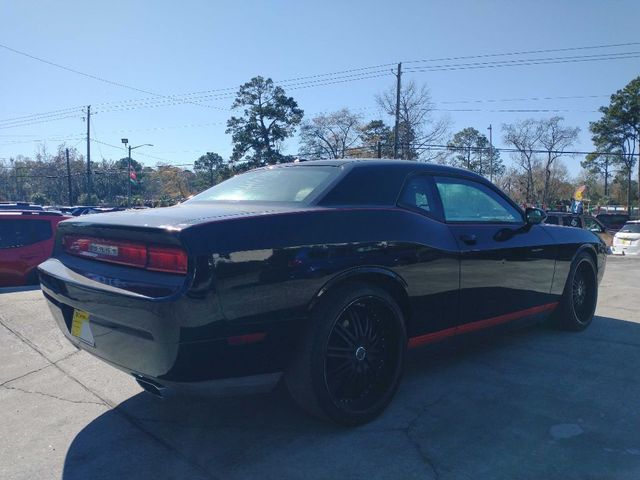 2012 Dodge Challenger SXT - 22540058 - 4