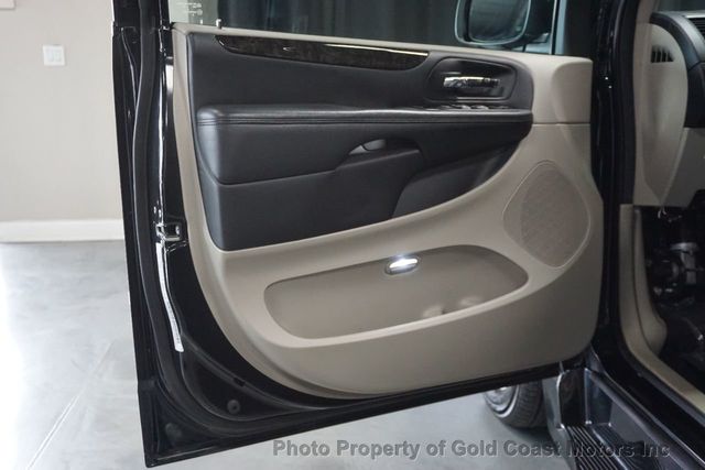 2012 Dodge Grand Caravan *Braun Ability Handicap Van* *Power Ramp*  - 22118494 - 9