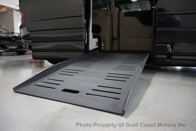 2012 Dodge Grand Caravan *Braun Ability Handicap Van* *Power Ramp*  - 22118494 - 37
