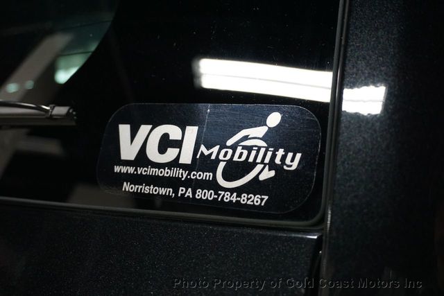 2012 Dodge Grand Caravan *Braun Ability Handicap Van* *Power Ramp*  - 22118494 - 66