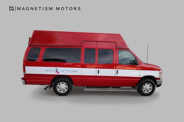 2012 Ford Econoline Cargo Van E-350 w/ Handicap Ramp - 22898830 - 3