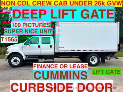 2012 Ford F650/F750 CREW CAB 4 DOOR BOX JUST 15k MILES!