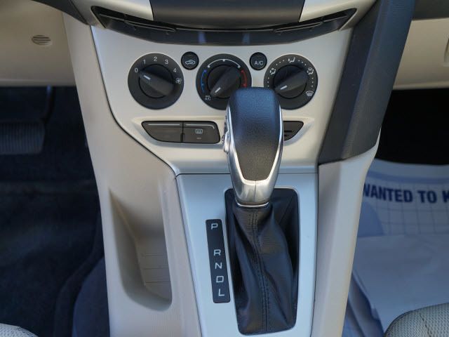 2012 Ford Focus 4dr Sdn SE - 11735131 - 8