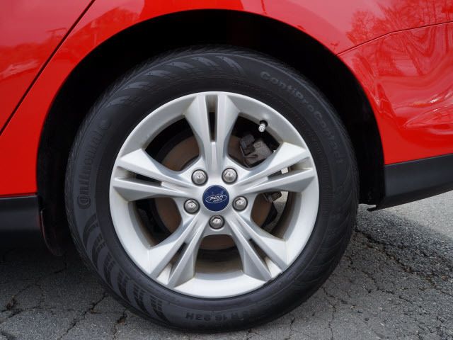 2012 Ford Focus 4dr Sdn SE - 11862265 - 18